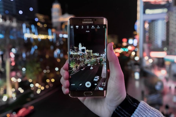 Samsung latest flagship duo pre-orders surpasses records
