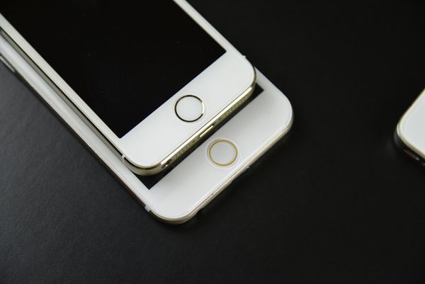 iPhone 8 will launch in three different sizes.