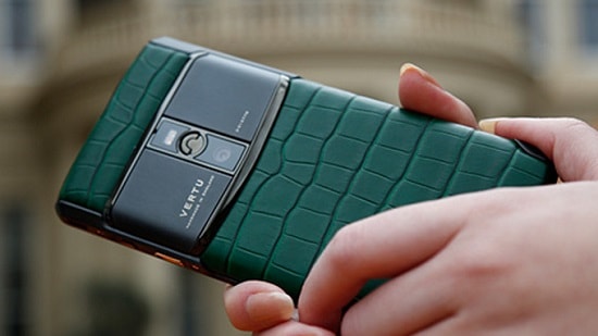 Vertu, the company which makes Smartphones for Tycoons, is now acquired by Uzan.
