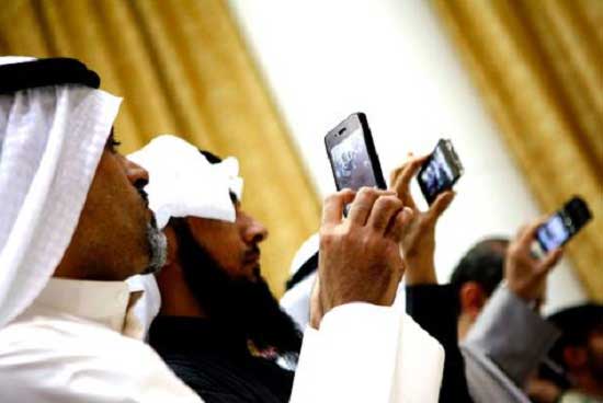 Mobile Phone Penetration on Rise in UAE, 132000 New Subscriptions