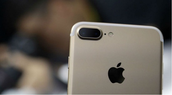 Apple Expecting Mammoth Valuation of $900 Billion with iPhone Launch