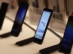 Indians sell almost 4 Million previously owned Smartphones yearly.